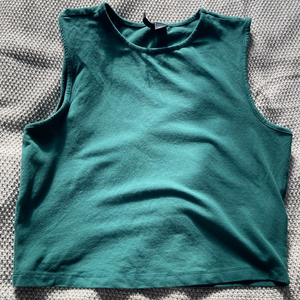 Only High Neck Emerald Green Cropped Tank Top Large